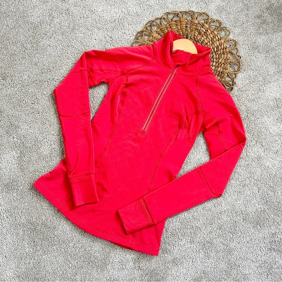 lululemon athletica Red Quilted Sweatshirt - Picture 2 of 14